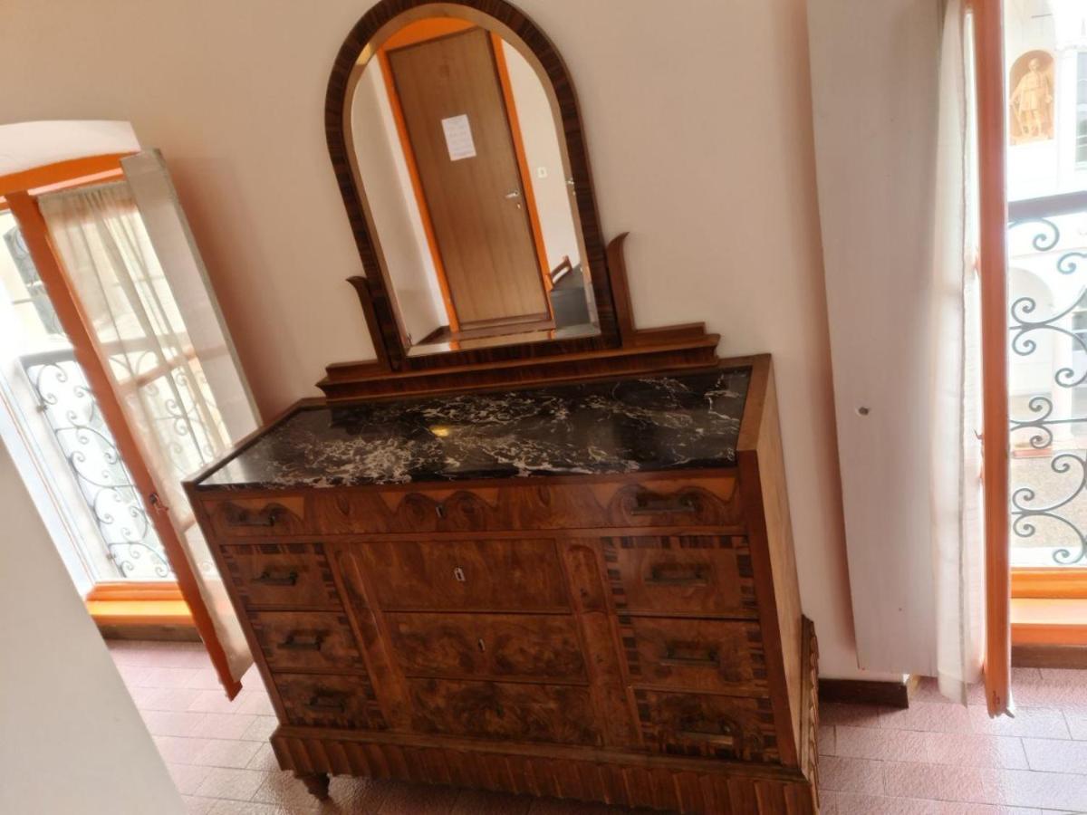 Villa Terzaghi Gorla Minore エクステリア 写真